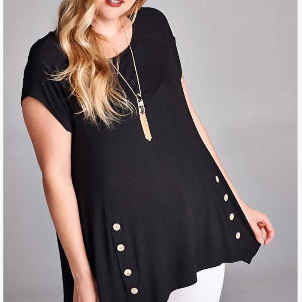 PLUS - Short Sleeve with Side Buttons
